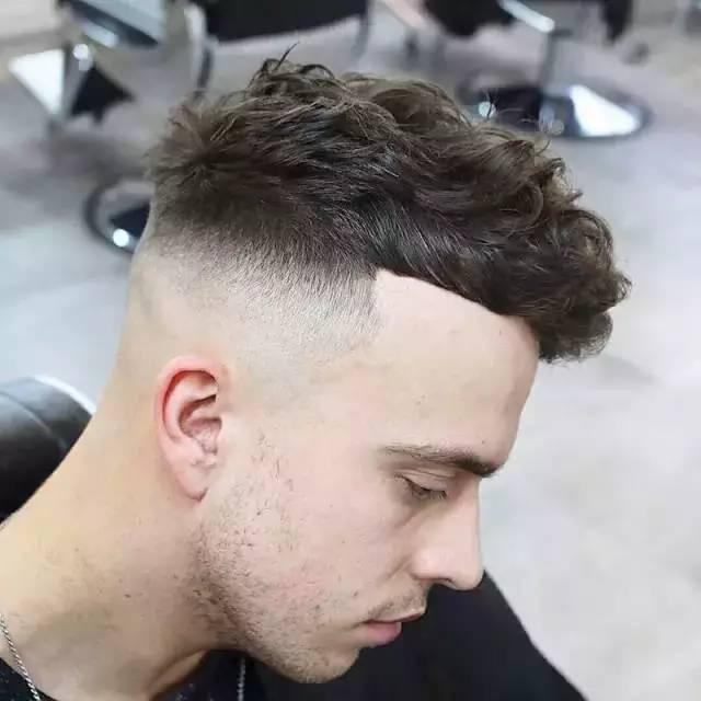 髮型 | 耍酷兩側要夠短，45種不同風格的髮型