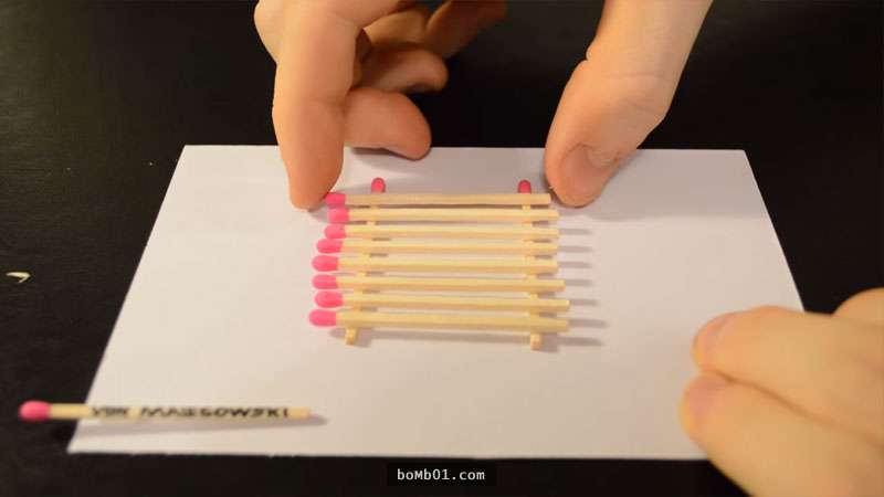 他用火柴DIY出了美麗又危險的裝飾品,當他點燃時…你會有種通體舒暢的感覺!