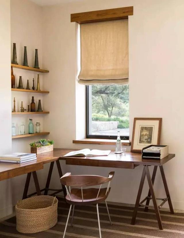 你家牆角是否缺了一張稱心如意的書桌？
