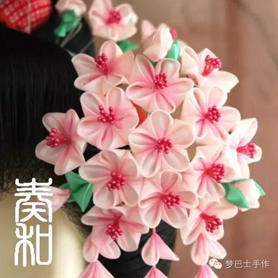 幾塊小布片做的花，竟能這麼美！附上詳細教程！