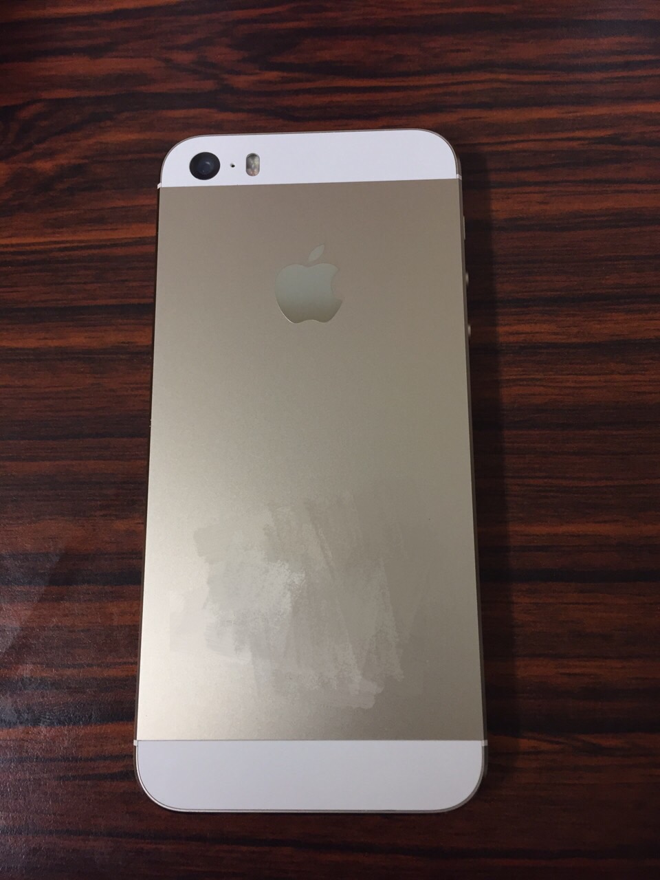 iPhone 6c增大電池容量    外觀與5S相同