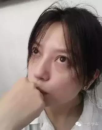 A股熔斷機制第一天,趙薇一家虧空了3.3個億,小燕子傻了~