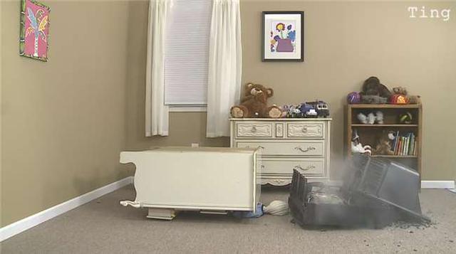 家裡好動的孩子總喜歡爬上爬下?父母們絕對不能再輕忽這個動作
