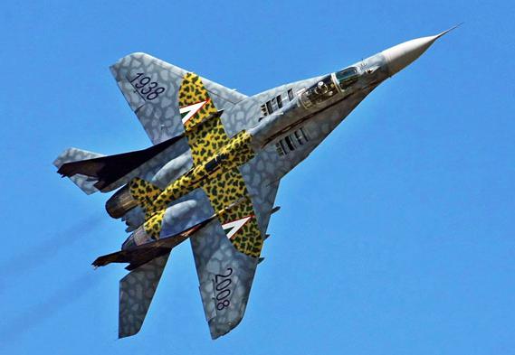 國際最受爭議的戰機:俄一代王者米格-29 空中撕裂時心都碎了