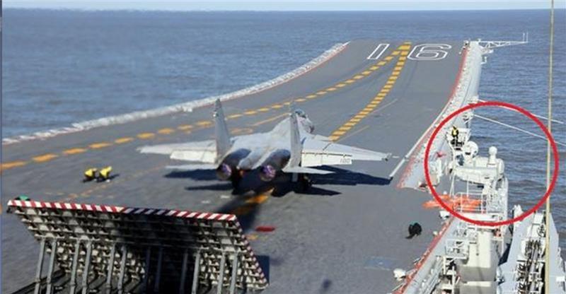 中國航空母艦上的一個神秘設備，竟然讓全世界的人心理陣陣發涼！太可怕了！