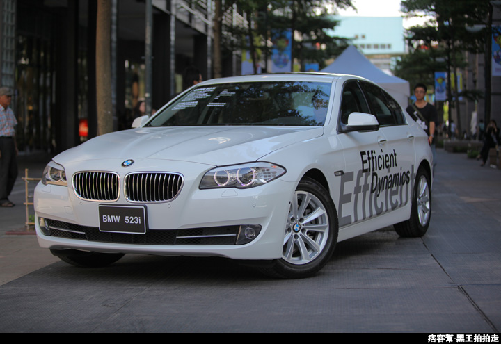 1.6億BMW未來概念車(BMW Vision EfficientDynamics高效動力未來車)、新車發表