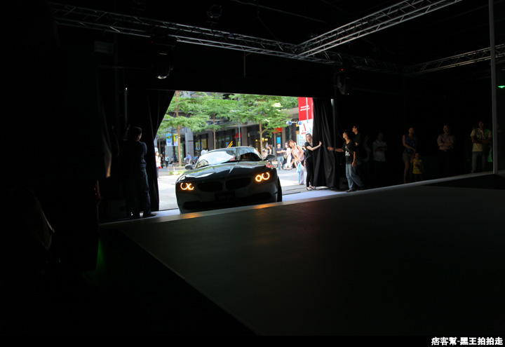 1.6億BMW未來概念車(BMW Vision EfficientDynamics高效動力未來車)、新車發表