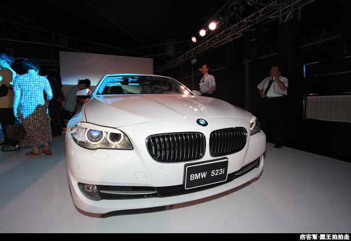 1.6億BMW未來概念車(BMW Vision EfficientDynamics高效動力未來車)、新車發表