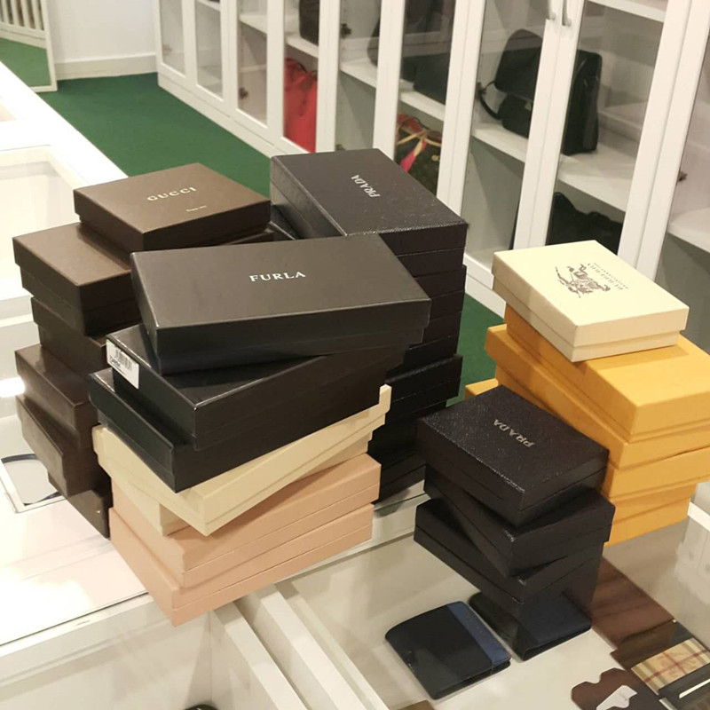 【新年必掃「Kuantan&新加坡」最爆名牌包包展】全場最低價RM100起! Prada, LV, Michael Ko