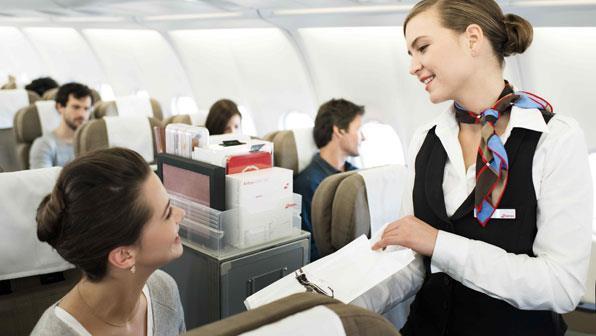 飛機上的水喝不得?國外網友大爆秘辛 說出18個關於搭飛機的「骯髒小秘密」....