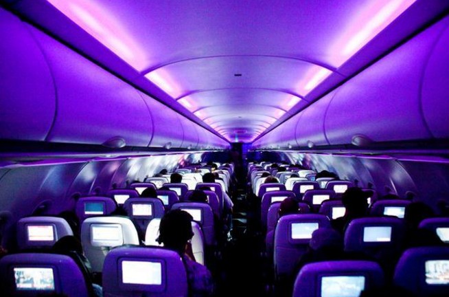 飛機上的水喝不得?國外網友大爆秘辛 說出18個關於搭飛機的「骯髒小秘密」....