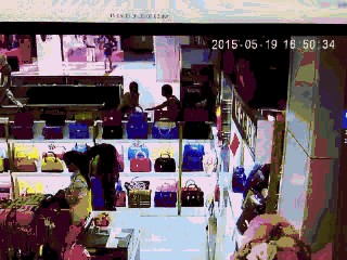 心急的媽媽居然在商場這樣對待孩子,最終卻讓孩子付出了生命