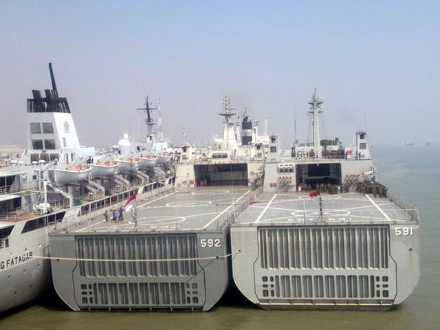 菲律賓舉國歡騰將擁有萬噸艦,為何卻是標準靶船