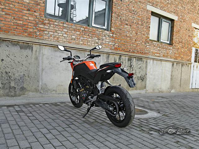 來自奧地利的輕量級小鋼炮——KTM 200 DUKE