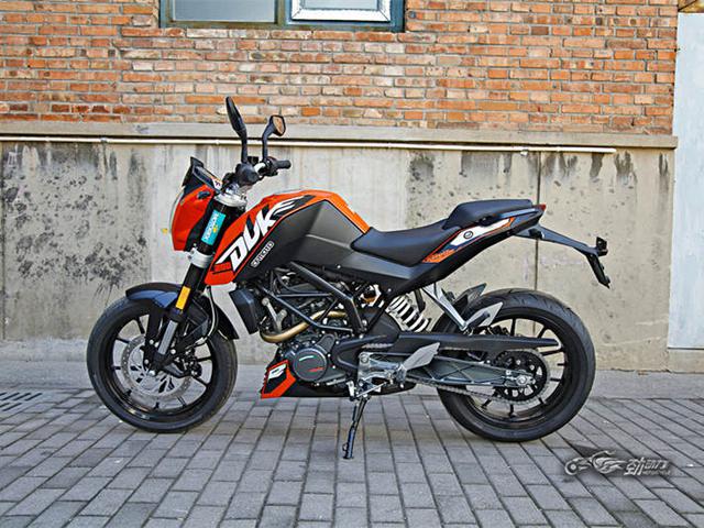 來自奧地利的輕量級小鋼炮——KTM 200 DUKE