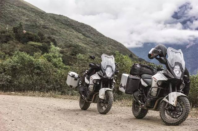 KTM 1290 SUPER ADVENTURE——號稱全世界最智能摩托車