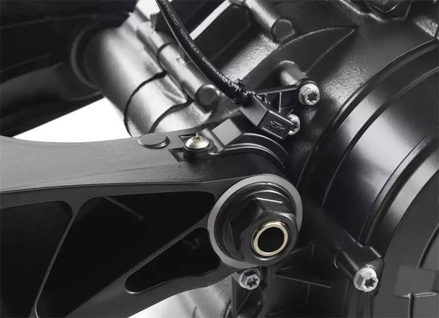 KTM 1290 SUPER ADVENTURE——號稱全世界最智能摩托車