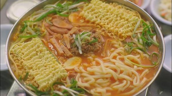 「泡麵和」這東西 原來它不能跟泡麵一起吃,醫生警告:猝死!