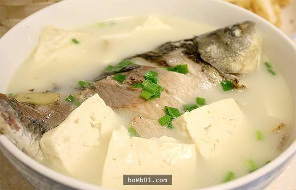 原來這些都是錯誤的做菜技巧。。。魚腥味原來只需要用一種水就可以輕鬆去除!