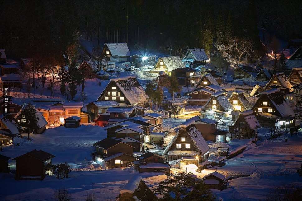 30個只要去過一次就會想住在那裡度過餘生的「冬日童話小鎮」!