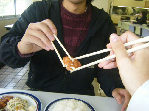 筷子互夾食物觸霉頭!拒當失格旅人,遊日本必須切換終極禮儀模式