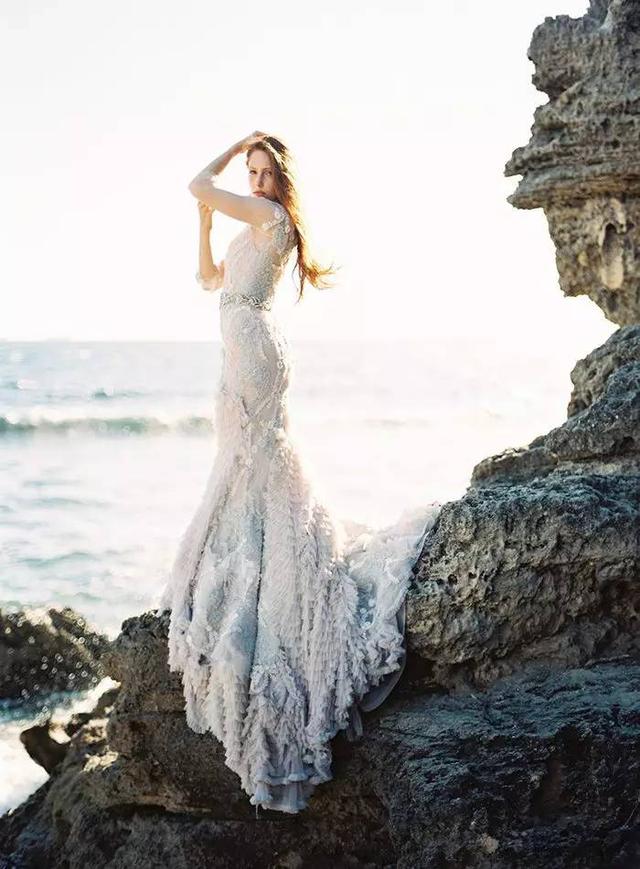 羽毛婚紗這麼美,婚禮不穿准後悔~
