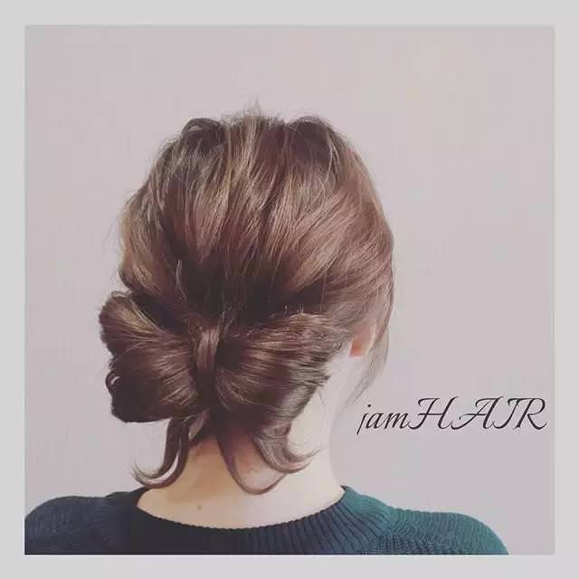 【女生必收藏20款❤髮型】不要再扎馬尾!新年這樣扎頭髮更有特色, 一定不會跟人家「撞發