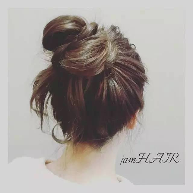 【女生必收藏20款❤髮型】不要再扎馬尾!新年這樣扎頭髮更有特色, 一定不會跟人家「撞發