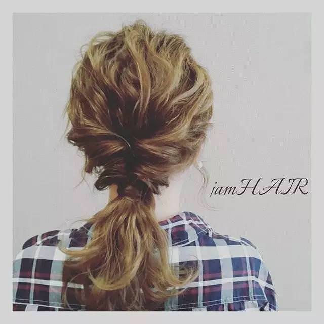 【女生必收藏20款❤髮型】不要再扎馬尾!新年這樣扎頭髮更有特色, 一定不會跟人家「撞發