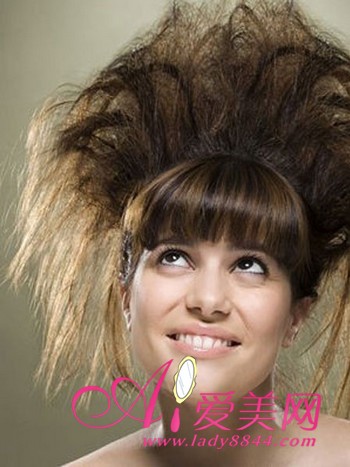 為什麼老是掉頭髮?揭示女性脫髮8大根源