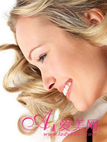 為什麼老是掉頭髮?揭示女性脫髮8大根源