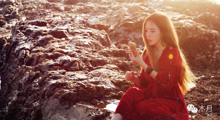 借我一段笑,擺渡這滄桑..