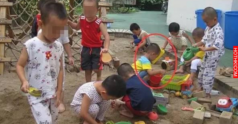 4歲孩子玩沙子時竟然做了「這種事」!媽媽當場被激怒...後悔已經來不及了! ...