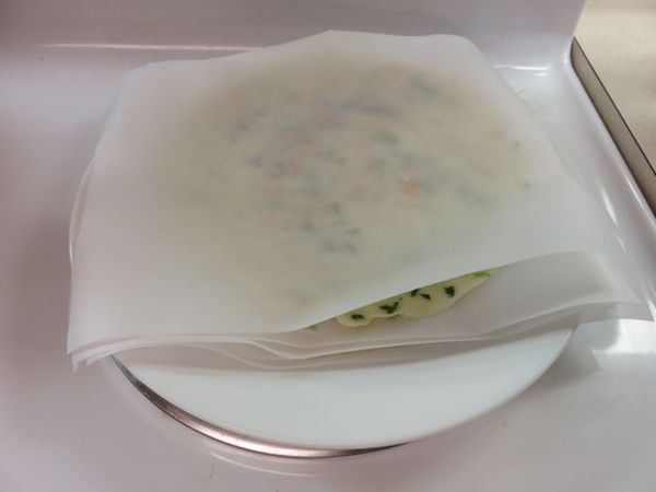 加進蔬菜的蛋餅皮,滿滿營養與創意