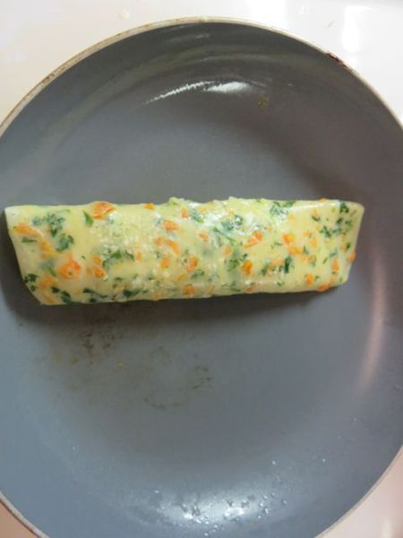 加進蔬菜的蛋餅皮,滿滿營養與創意