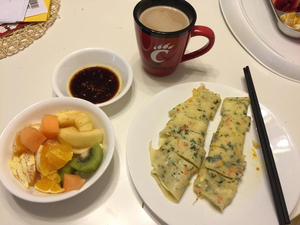 加進蔬菜的蛋餅皮,滿滿營養與創意