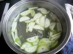 一隻雞蛋,成就28碗好湯~