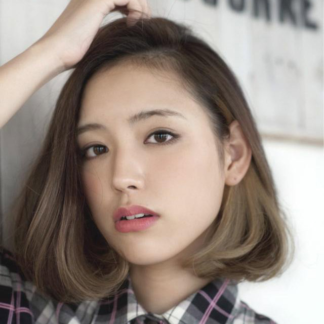 染個灰咖啡色頭吧!低調得來不顯暗沉,是個不論男女都會喜歡的顏色!❤