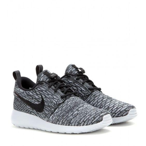 你的世界不只是黑和白，灰色的 sneakers 也可以是王道！！！