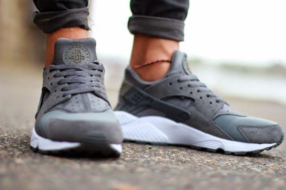 你的世界不只是黑和白，灰色的 sneakers 也可以是王道！！！