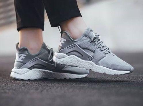 你的世界不只是黑和白，灰色的 sneakers 也可以是王道！！！