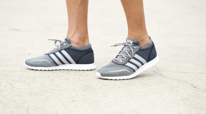 你的世界不只是黑和白，灰色的 sneakers 也可以是王道！！！