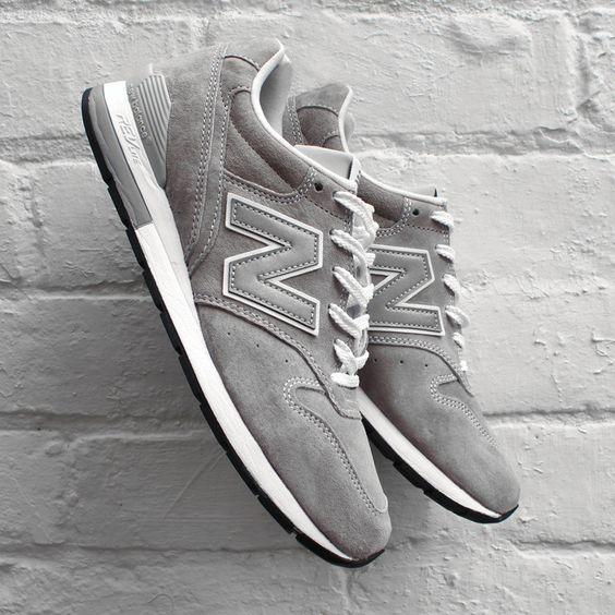 你的世界不只是黑和白，灰色的 sneakers 也可以是王道！！！