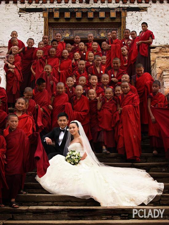 如今看婚紗就知道你在時尚圈混得咋樣!