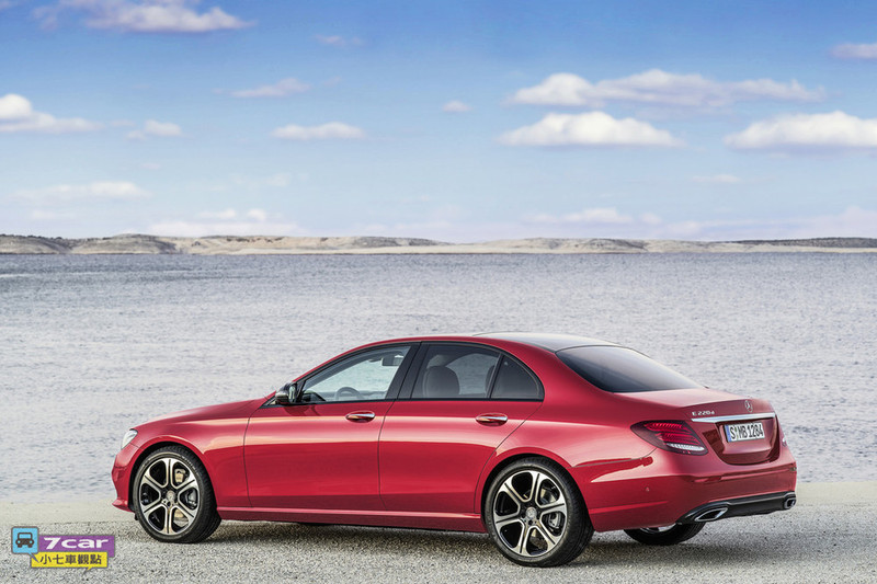 勁爆！期待已久的 2016 Mercedes-Benz E-Class 真實照片正式曝光！