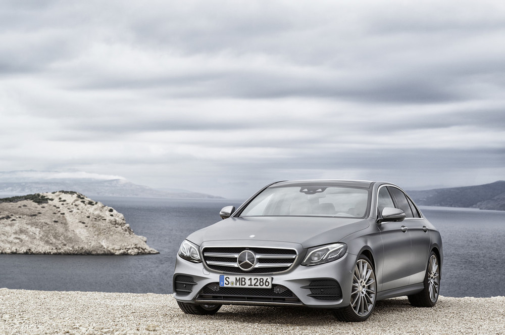 勁爆！期待已久的 2016 Mercedes-Benz E-Class 真實照片正式曝光！