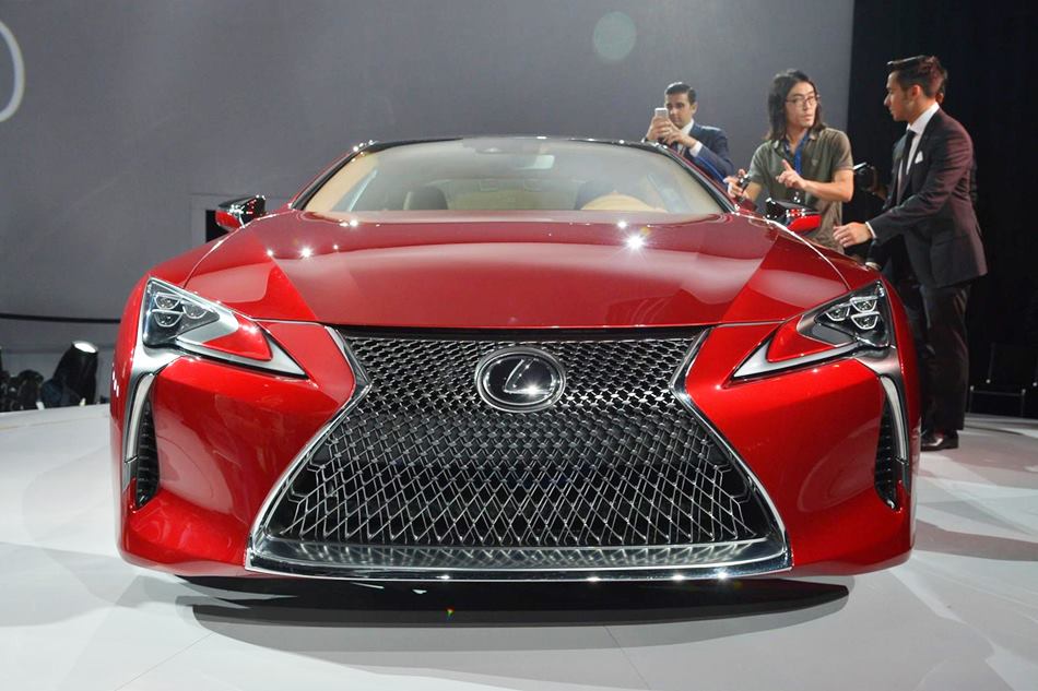 Lexus LC 500 跑車強勢登場!終極戰士再度征服2016北美底特律車展!0 到 100 km/h 4.5 秒!