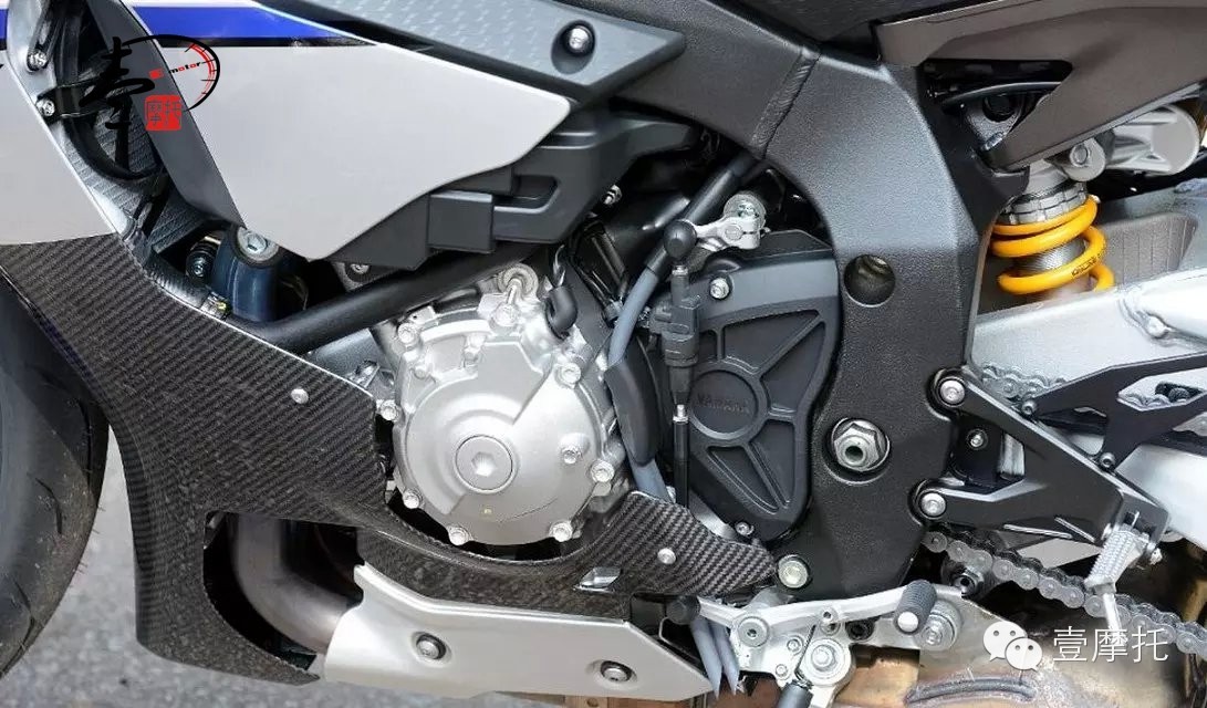 《萬眾矚目》為賽道而生，山葉 YZF-R1M摩托車!