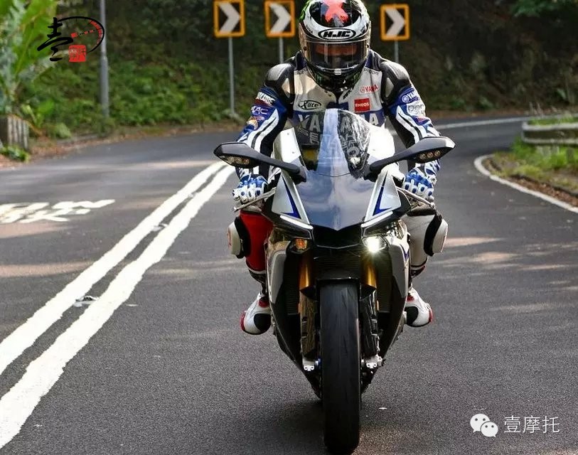 《萬眾矚目》為賽道而生，山葉 YZF-R1M摩托車!