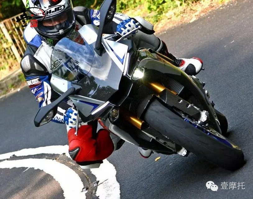 《萬眾矚目》為賽道而生，山葉 YZF-R1M摩托車!